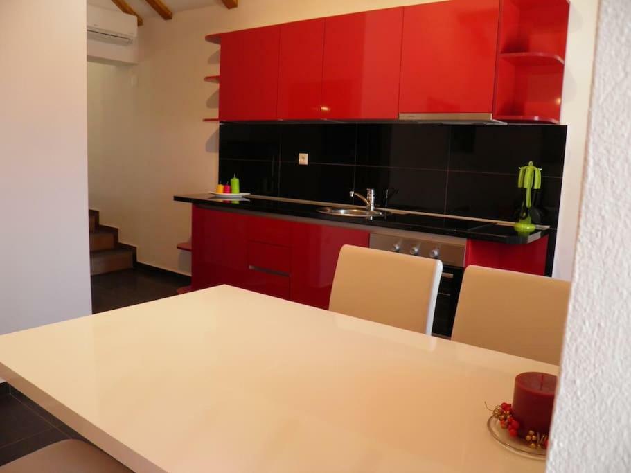 Romantic Apartment Donje Celo Экстерьер фото